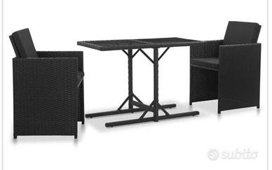 Set  da pranzo da giardino o balcone