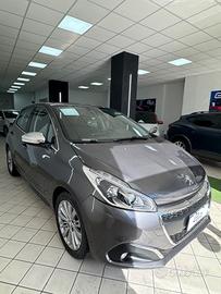 Peugeot 208 BlueHDi 100 S&S 5 porte Allure