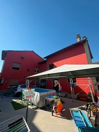 Casa semidipendente