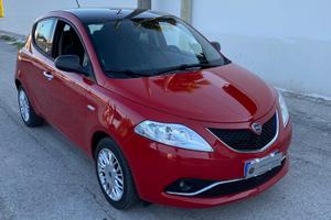 Lancia Ypsilon 1.2 69 CV GPL Ecochic Gold