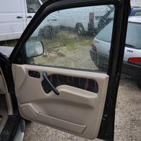 NISSAN TERRANO II AN 2000