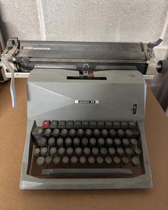 Macchina da scrivere Olivetti Diaspron 82