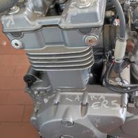 Kawasaki ER 5 motore