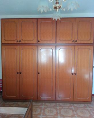 armadio 5 ante  in legno 