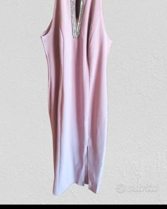 abito rosa cipria elegante con spolverino 