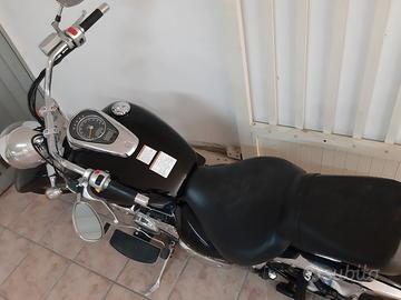 Suzuki VL Intruder 800 - 2010 permuta con furgone