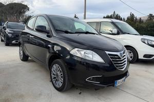 Lancia Ypsilon 0.9 TwinAir 85 CV 5 porte Metano Ec