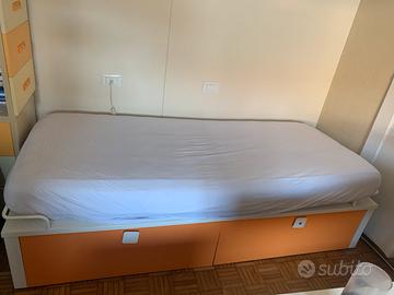 Struttura letto singolo con cassettoni