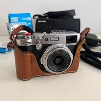 Fuji X100F + accessori