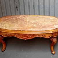 Tavolino da salotto con piano in marmo