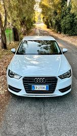 Audi A3 sportback Sline 1.6 diesel