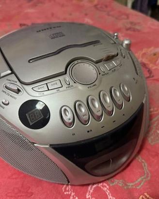Radioregistratore cassette cd Trevi radio funziona