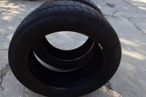 Gomme 235/50/18 Pirelli