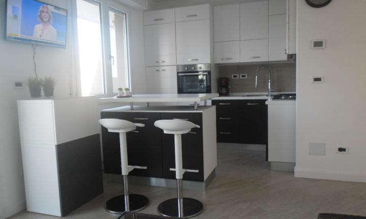 Bilocale completamente Ristrutturato e Arredato