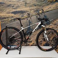 MTB FOCUS RAVEN FULL CARBON tg: M
