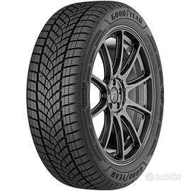 4 Gomme Goodyear 215/60 R17 Invernali SUV