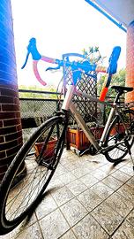 Bicicletta 26" in alluminio con cambio Shimano