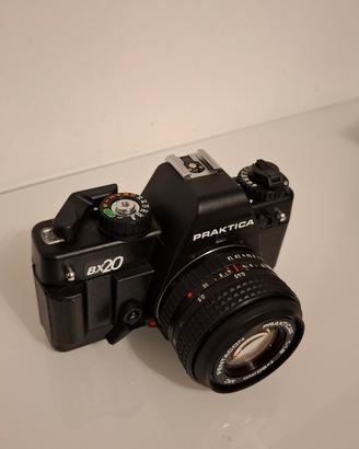 Praktica BX20 + Pentacon 50mm f1.8 MC 