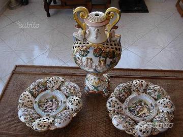 DUE Grandi Piatti Capodimonte + 1 vaso