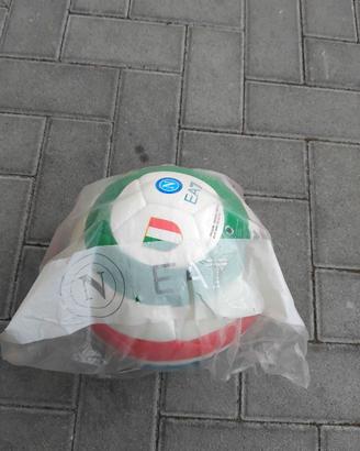 Pallone Napoli ,terzo scudetto.