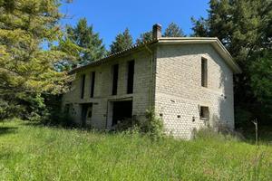 Villa di 576 m² con 5 locali e box auto doppio a A