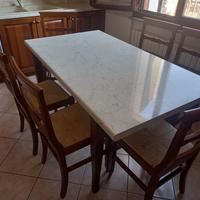 Tavolo allungabile e 6 sedie in legno massello