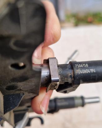 Rail con iniettori Bmw 7506158 Oem 13537506158