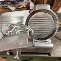 Affettatrice professionale Metro lama 25cm