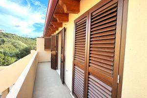 NUOVA COSTRUZIONE: Trivano con Garage, Cortiletto