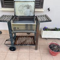 Barbecue con pietra lavica