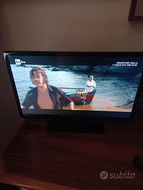 tv a colori 24 pollici