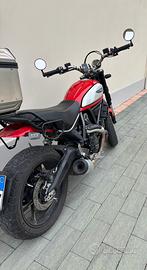 Ducati scrambler icon 800