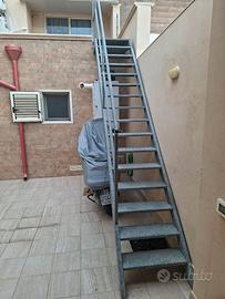 scala in ferro zincato 