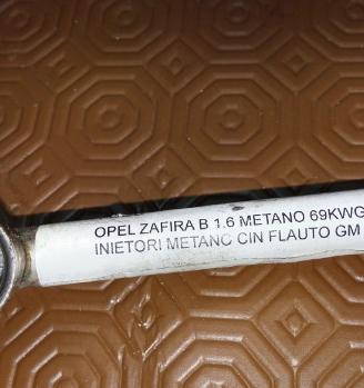 Collettore iniettori metano
