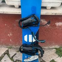 Tavola Snowboard Scarponi e abbigliamento