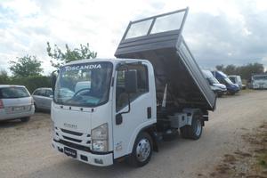 Isuzu NKR ribaltabile trilaterale
