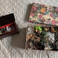 Lotto Gioielli di Bigiotteria