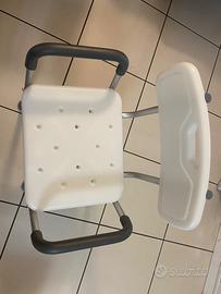 sedia doccia per  persone in difficoltà motoria