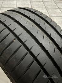 Gomme 235 40 18 95 y pilot sport 4 Michelin nuove