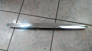 MANIGLIA PORTELLONE  POSTERIORE MERCEDES CLASSE B