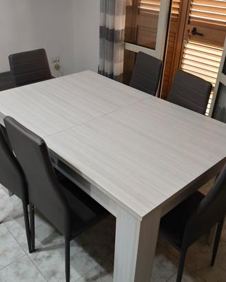 tavolo allungabile con 6 sedie