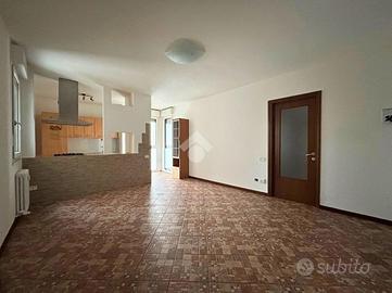 3 LOCALI A MOGLIANO VENETO