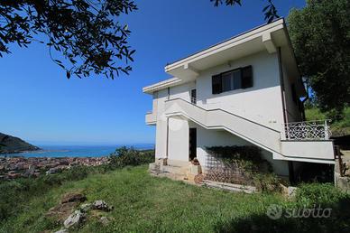 VILLA SINGOLA A TORRACA