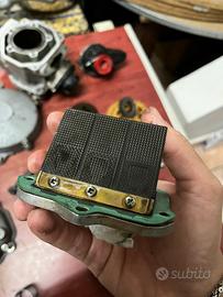 Pacco con lamelle rtr rotax 122 aprilia/hm 125