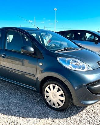 Peugeot 107 1.0 68CV 5 porte