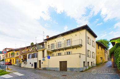 CASA SEMINDIPENDENTE A MONCALIERI