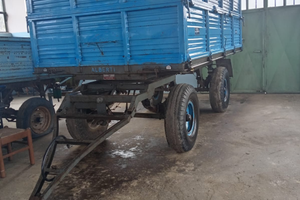 Rimorchio ribaltabile