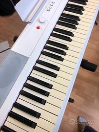 Tastiera elettrica bianca