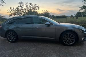 AUDI A6 AVANT 40 2.0 TDI S tronic Business Design