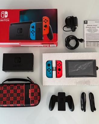 Console Nintendo Switch Come Nuova con Accessori